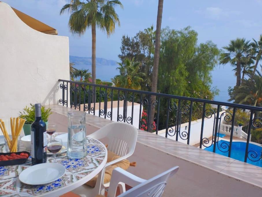Beautiful 2 Bedroom In Calle Carabeo, Nerja Exterior foto
