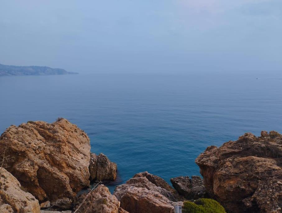 Beautiful 2 Bedroom In Calle Carabeo, Nerja Exterior foto